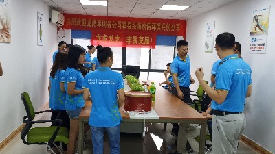 煙霧凈化器生產廠家，執(zhí)信環(huán)保公司溫馨家園！